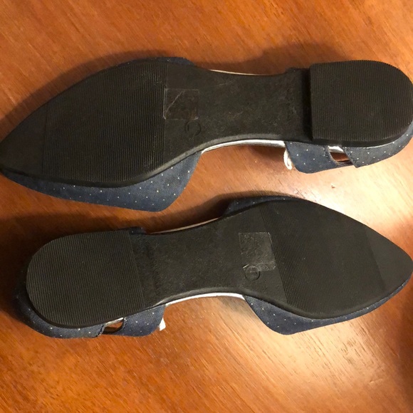 Gap Flats - NEW - Picture 3 of 3